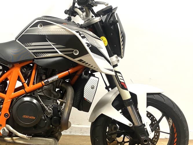 KTM 690 DUKE (A2) 2014 de segunda mano