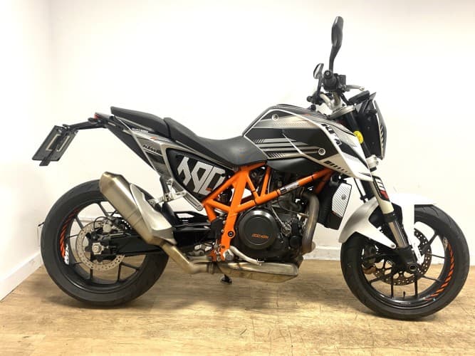 KTM 690 DUKE (A2) 2014 de segunda mano