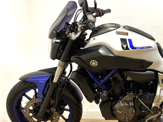 Comprar YAMAHA MT-07 (A) 2016 de segunda mano YAMAHA MT-07 (A) 2016 de segunda mano