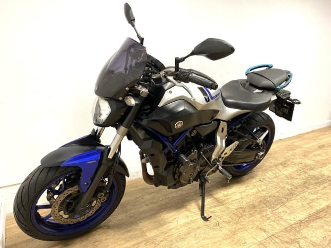 Comprar YAMAHA MT-07 (A) 2016 de segunda mano YAMAHA MT-07 (A) 2016 de segunda mano
