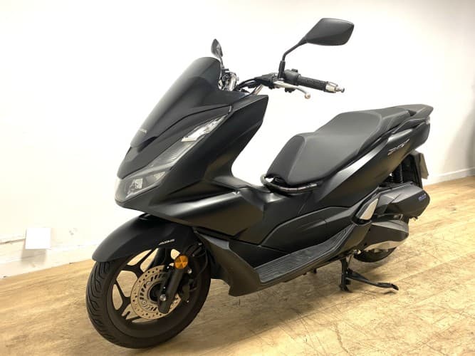 Comprar HONDA PCX 125 2024 de segunda mano HONDA PCX 125 2024 de segunda mano