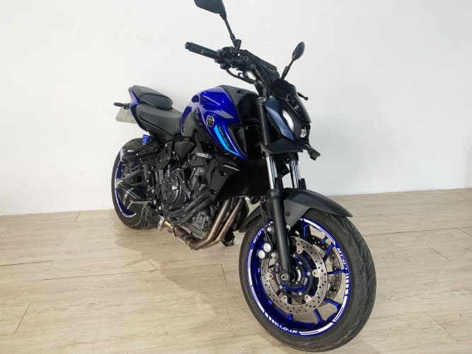 YAMAHA MT-07 (A)(ENTREGA ESCAPE ORIGINAL) 2024 de segunda mano