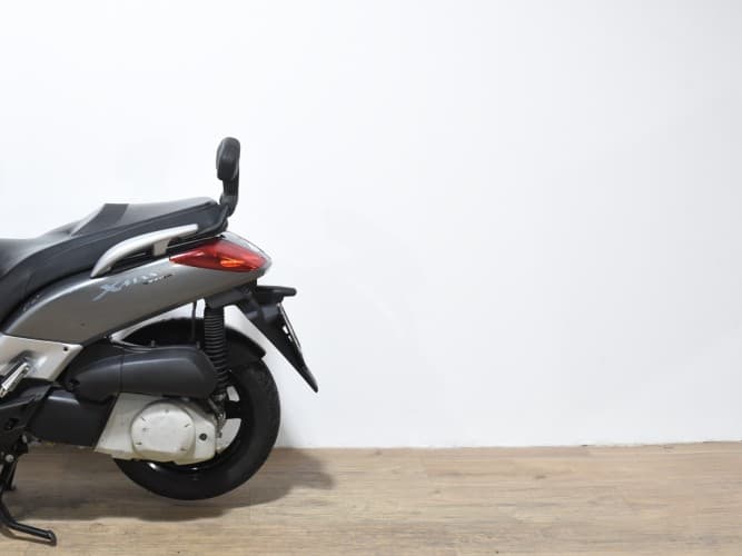 YAMAHA XMAX 250 2007 de segunda mano