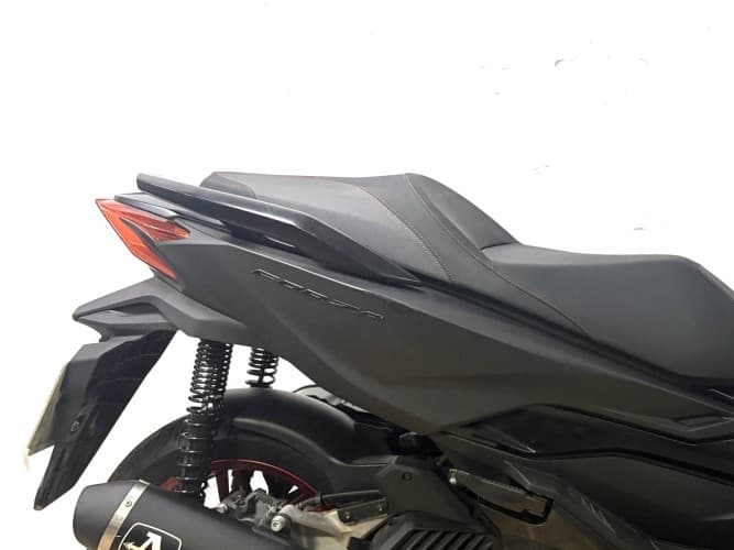 HONDA FORZA 125 2023 de segunda mano