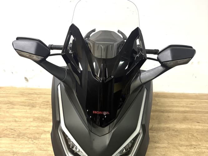 HONDA FORZA 125 2023 de segunda mano