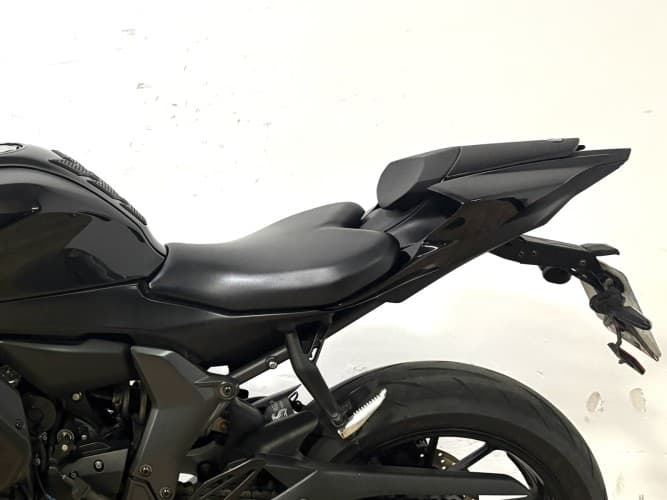 YAMAHA R7 (A) 2023 de segunda mano