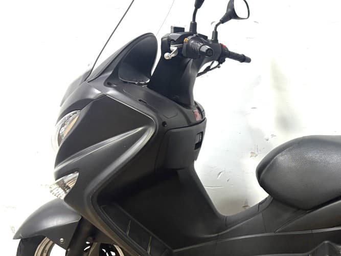 SUZUKI BURGMAN 200 2015 de segunda mano