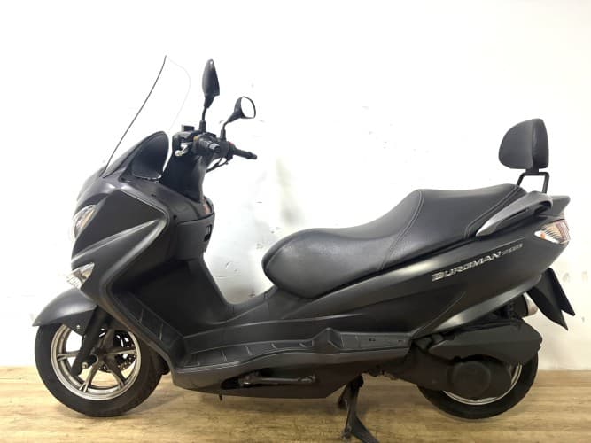 SUZUKI BURGMAN 200 2015 de segunda mano