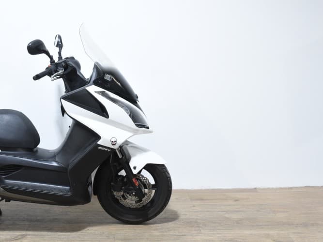 KYMCO SUPER DINK 125 2014 de segunda mano