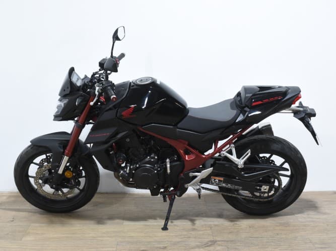 HONDA CB 750 HORNET (A2) 2024 de segunda mano