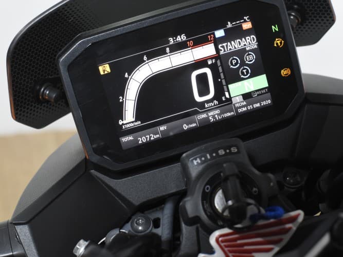 HONDA CB 750 HORNET (A2) 2024 de segunda mano