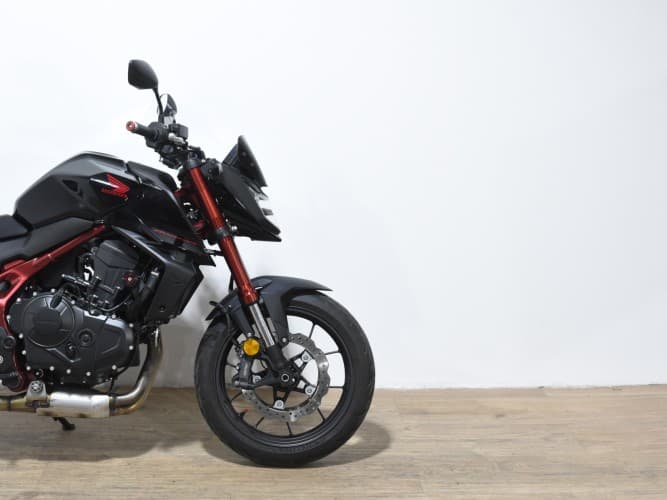 HONDA CB 750 HORNET (A2) 2024 de segunda mano