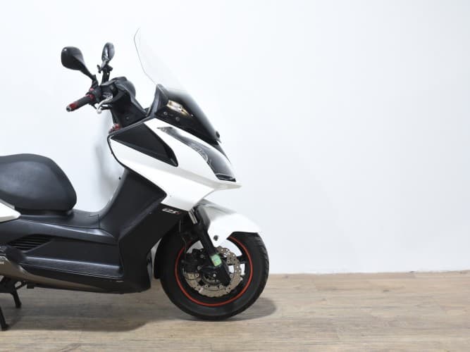 KYMCO SUPER DINK 125 2014 de segunda mano