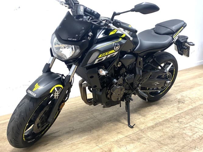 Comprar YAMAHA MT-07 (A2)(MIVV HOMOLOGADO) 2020 de segunda mano YAMAHA MT-07 (A2)(MIVV HOMOLOGADO) 2020 de segunda mano