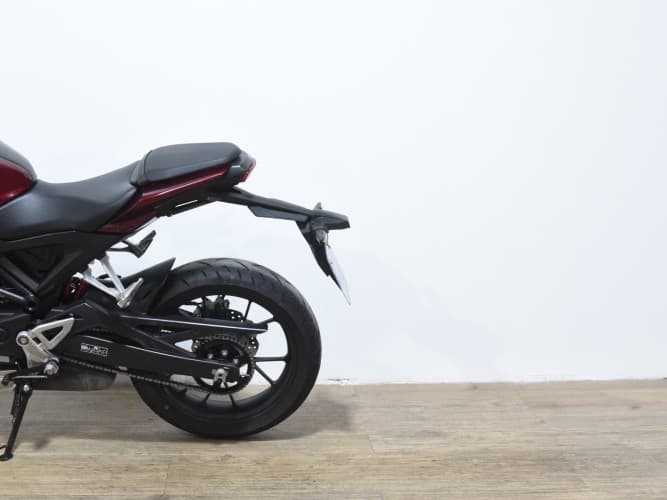 HONDA CB 125 R 2018 de segunda mano