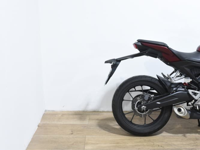 HONDA CB 125 R 2018 de segunda mano
