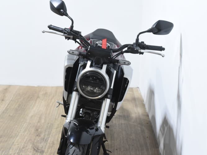 HONDA CB 125 R 2018 de segunda mano