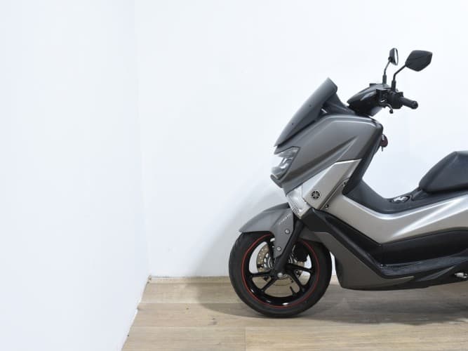 YAMAHA NMAX 125 2018 de segunda mano