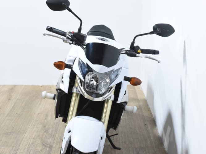 SUZUKI GRS 750 2012 de segunda mano