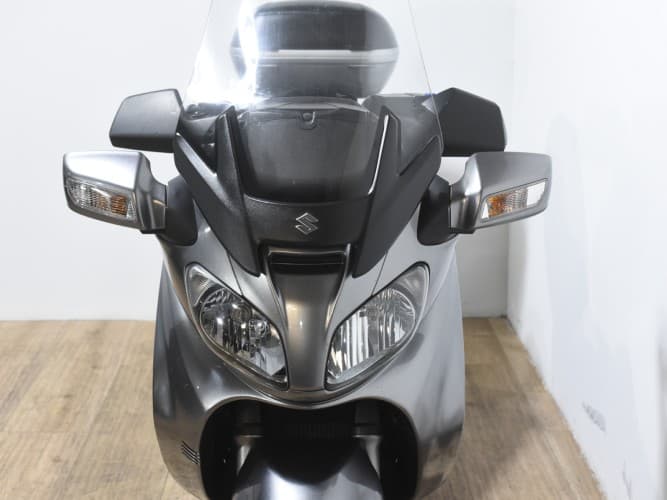 SUZUKI BURGMAN 650 EXECUTIVE 2008 de segunda mano