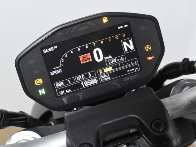 DUCATI MONSTER 821 (A) 2020 de segunda mano