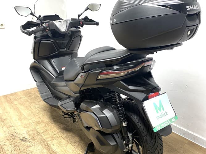 VOGE SR4 MAX 2025 de segunda mano