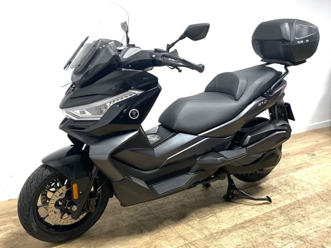 VOGE SR4 MAX 2025 de segunda mano