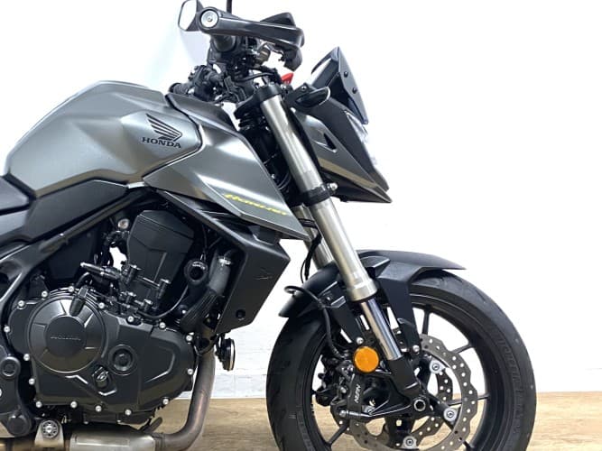 HONDA CB 750 HORNET (A2) 2023 de segunda mano