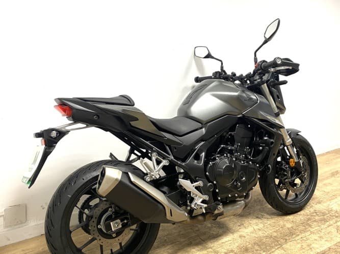 HONDA CB 750 HORNET (A2) 2023 de segunda mano