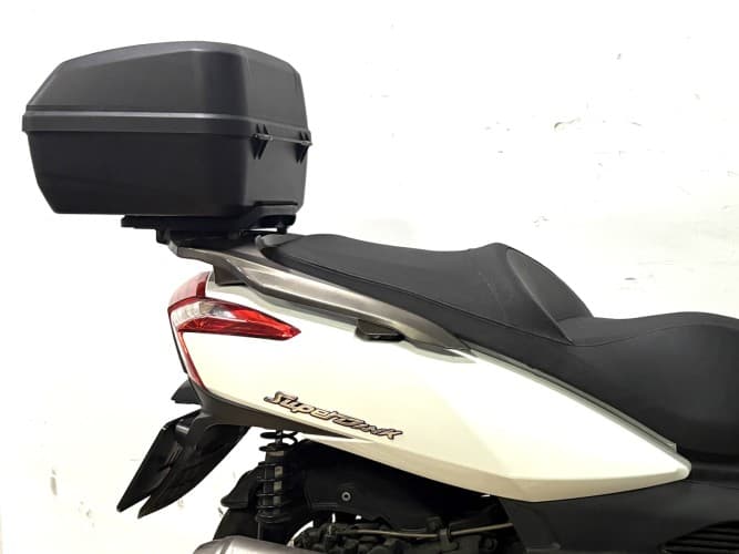KYMCO SUPER DINK 125 2012 de segunda mano