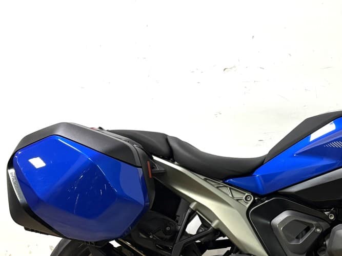 BMW R 1300 R (3 PAQUETES)(PVP NUEVA 25.500&euro;) 2025 de segunda mano