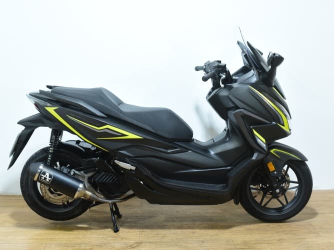 HONDA FORZA 125 2022 de segunda mano