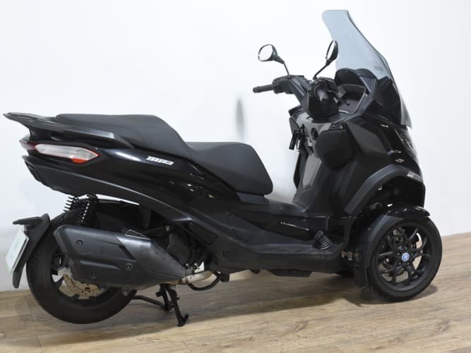 PIAGGIO MP3 400 HPE 2024 de segunda mano
