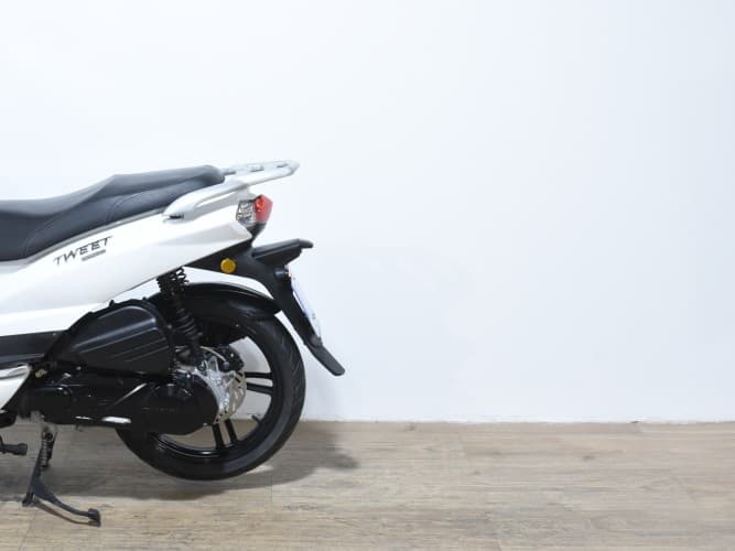 PEUGEOT TWEET 125 2022 de segunda mano