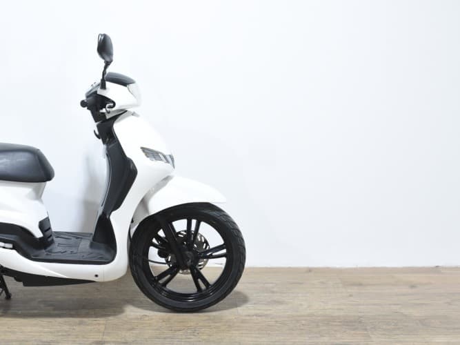 PEUGEOT TWEET 125 2022 de segunda mano