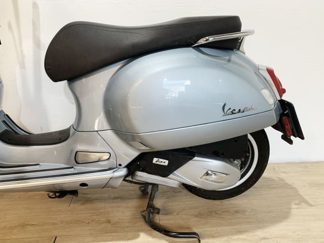 PIAGGIO VESPA GTS 2022 de segunda mano
