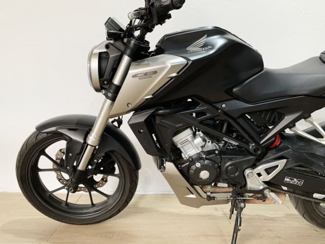 HONDA CB 125 R 2019 de segunda mano