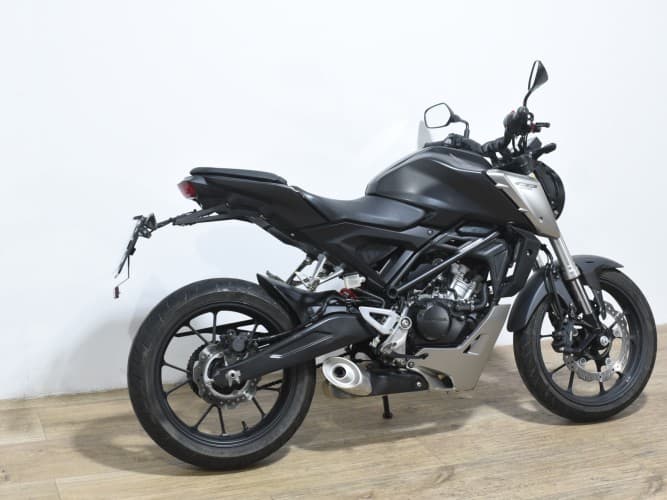 HONDA CB 125 R 2020 de segunda mano