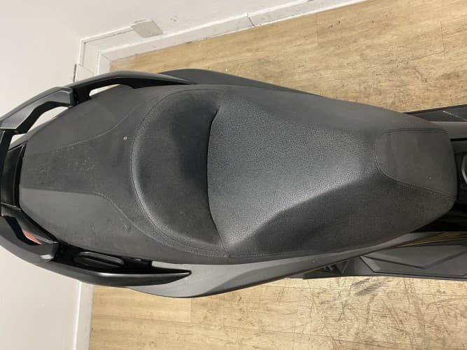 HONDA FORZA 350 2023 de segunda mano