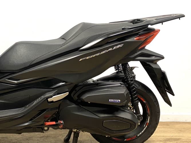 HONDA FORZA 350 2023 de segunda mano