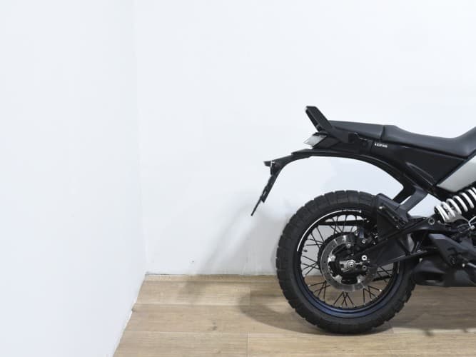 HUSQVARNA SVARTPILEN 125 2024 de segunda mano