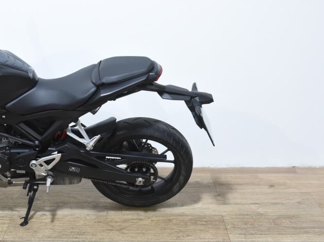 HONDA CB 125 R 2019 de segunda mano