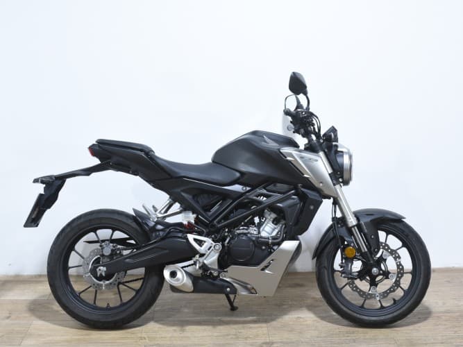 HONDA CB 125 R 2019 de segunda mano