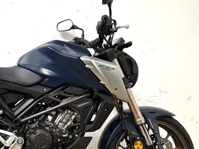 HONDA CB 125 R 2022 de segunda mano