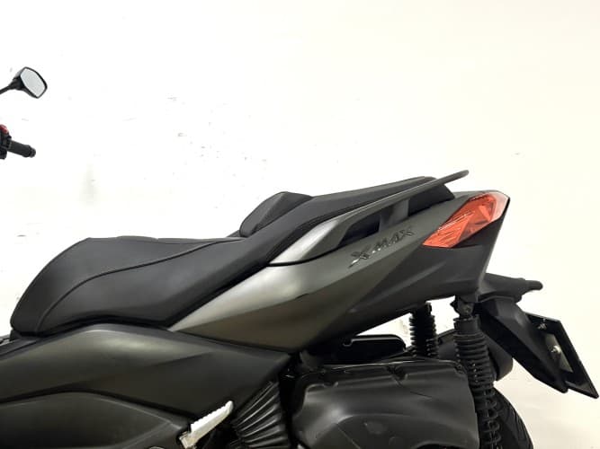 YAMAHA XMAX 400 (TECH MAX) 2020 de segunda mano