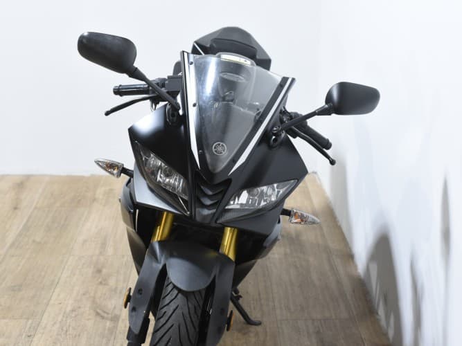 YAMAHA YZF R125 2018 de segunda mano