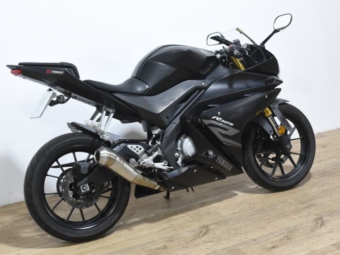 YAMAHA YZF R125 2018 de segunda mano