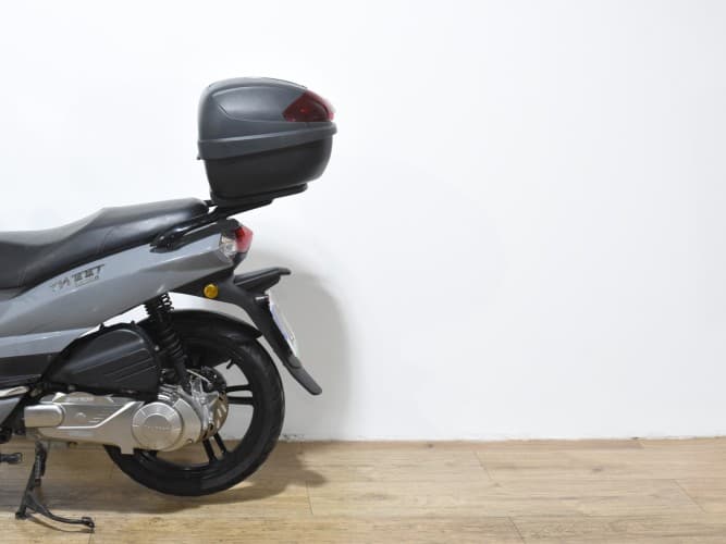 PEUGEOT TWEET 125 2023 de segunda mano