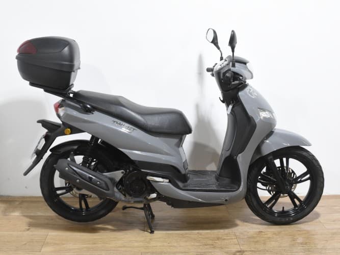 PEUGEOT TWEET 125 2023 de segunda mano