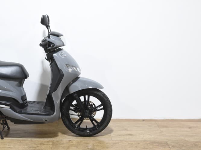 PEUGEOT TWEET 125 2023 de segunda mano